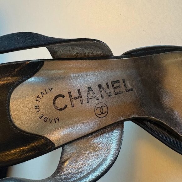 Chanel Iconic "CC" Black Mesh Sling Back Heel Luxury - Picture 6 of 15